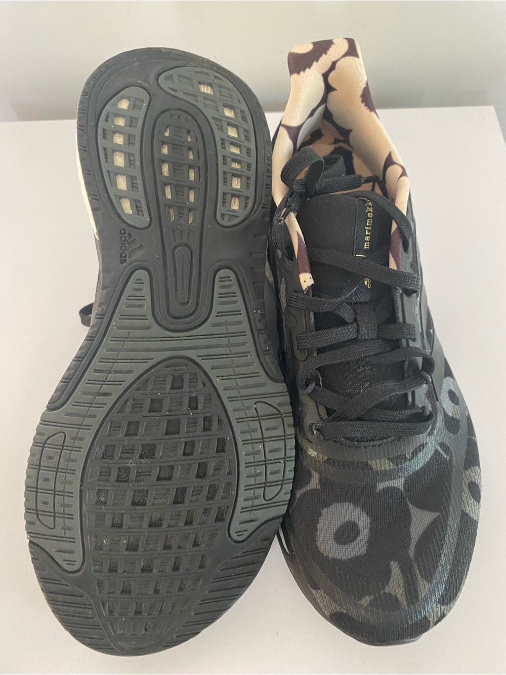 Limited Edition adidas x marimekko Black Floral Running Shoes - Picture 4 of 7